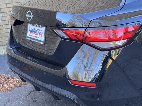 Used 2024 Nissan Sentra S image 15