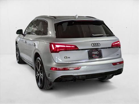 Certified 2025 Audi Q5 2.0T Premium Plus image 8