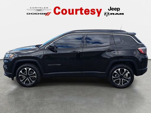 Certified 2023 Jeep Compass Limited AWD/4WD image 7
