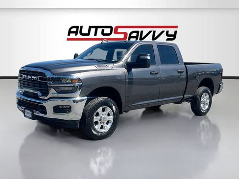 Used 2025 RAM 2500 Tradesman AWD/4WD image 3