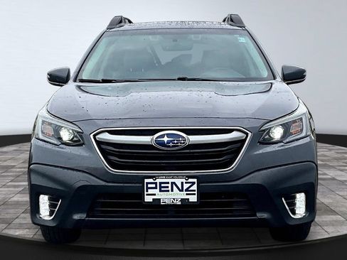 Used 2021 Subaru Outback Premium AWD/4WD image 2