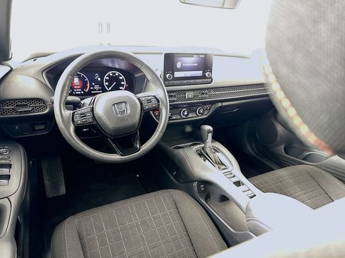 Used 2023 Honda HR-V LX image 19