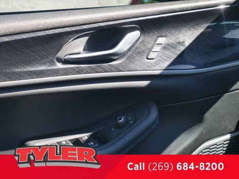 Used 2022 Jeep Grand Cherokee Trailhawk AWD/4WD image 22
