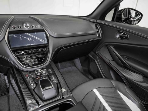 Used 2024 Aston Martin DBX 707 image 24