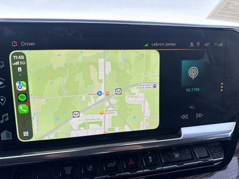 Used 2025 Chevrolet Silverado 2500 LT w/ Convenience Package image 5