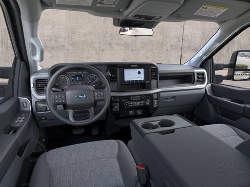 New 2026 Ford F250 XL w/ STX Appearance Package AWD/4WD image 9