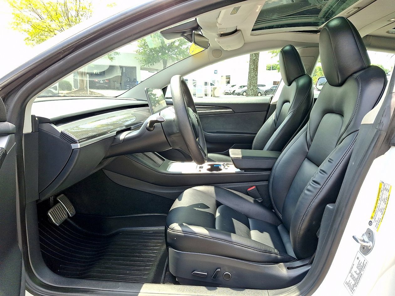 Used 2023 Tesla Model 3 Standard Range RWD image 13