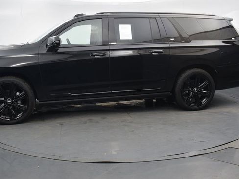 Certified 2026 Cadillac Escalade ESV Sport w/ Touring Package AWD/4WD image 2