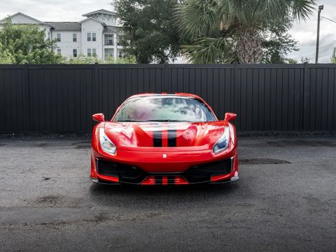 Used 2019 Ferrari 488 Pista Coupe RWD image 9