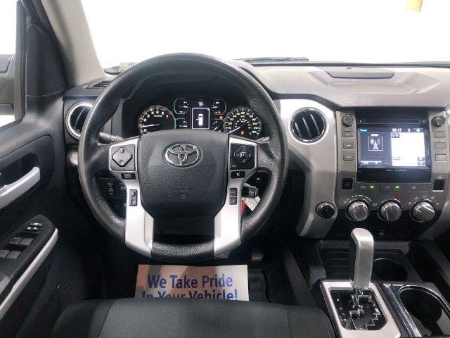 Used 2018 Toyota Tundra SR5 AWD/4WD image 15