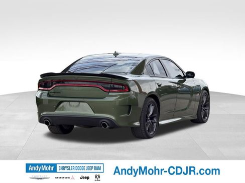 Used 2019 Dodge Charger Scat Pack RWD image 7
