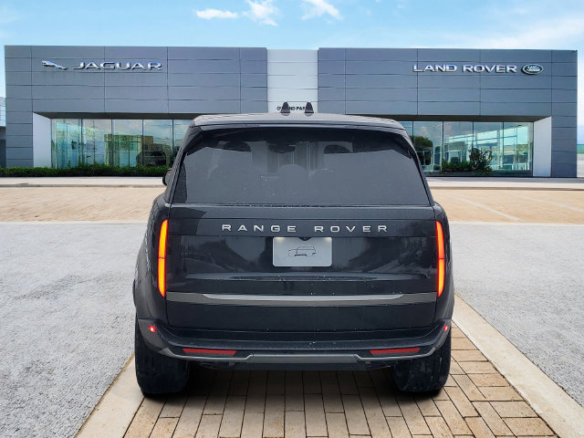 Certified 2026 Land Rover Range Rover Long Wheelbase SE AWD/4WD image 7