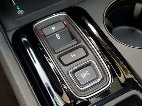 Used 2024 Honda Pilot TrailSport image 9