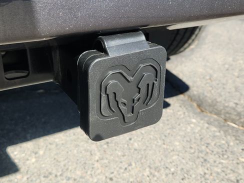 Used 2024 RAM 1500 Laramie AWD/4WD image 30