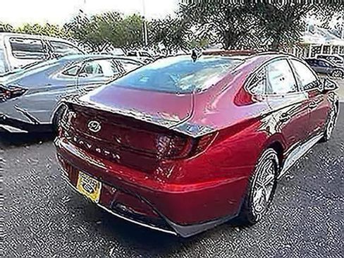 Used 2023 Hyundai Sonata SE FWD image 6