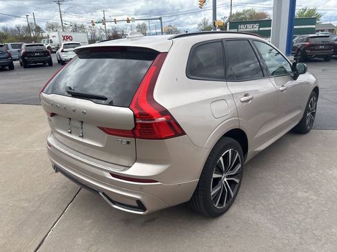 Used 2023 Volvo XC60 B5 Plus w/ Climate Package AWD/4WD image 6