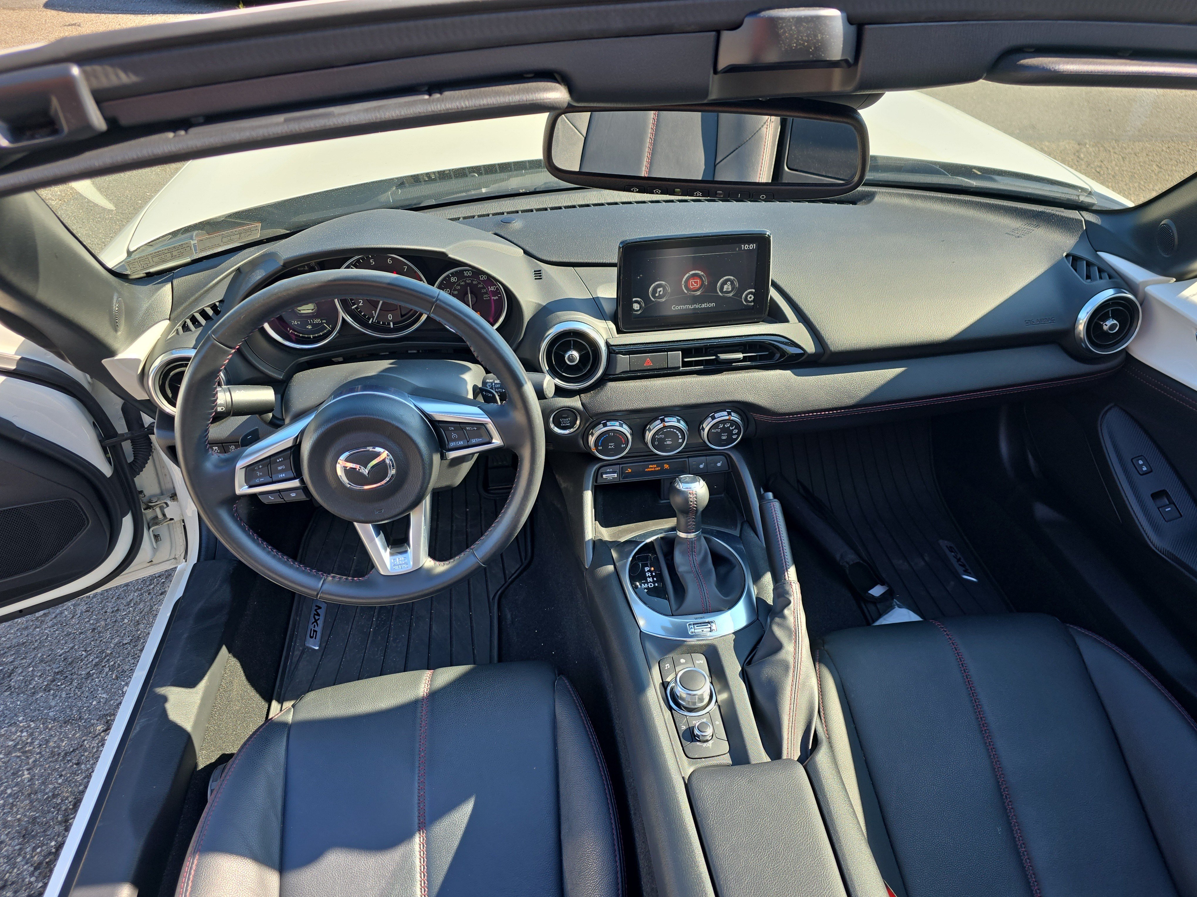 Used 2019 MAZDA MX-5 Miata RF Grand Touring RWD image 12