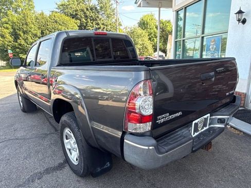 Used 2012 Toyota Tacoma 4x4 Double Cab w/ SR5 Pkg image 7