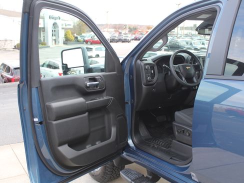 New 2026 Chevrolet Silverado 2500 Custom w/ Custom Value Package image 8