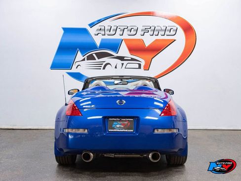 Used 2006 Nissan 350Z Touring image 4