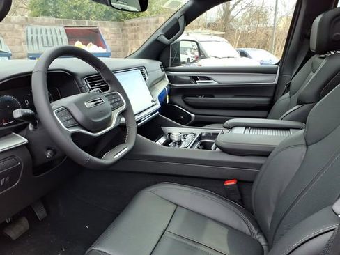 New 2026 Jeep Grand Wagoneer 4WD image 12