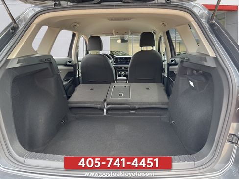 Used 2024 Volkswagen Taos SE FWD image 26