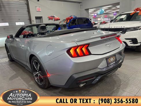 Used 2024 Ford Mustang Premium RWD image 37
