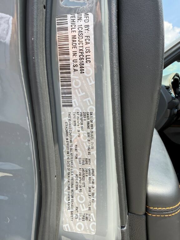 Used 2023 Dodge Durango R/T w/ Hemi Orange Plus Package AWD/4WD image 37