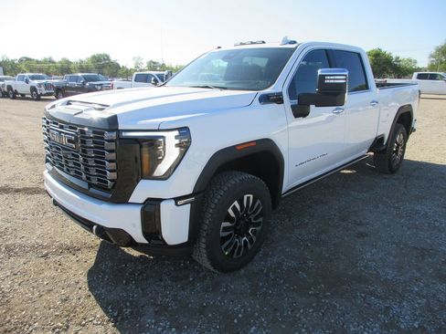 New 2026 GMC Sierra 2500 Denali Ultimate AWD/4WD image 11