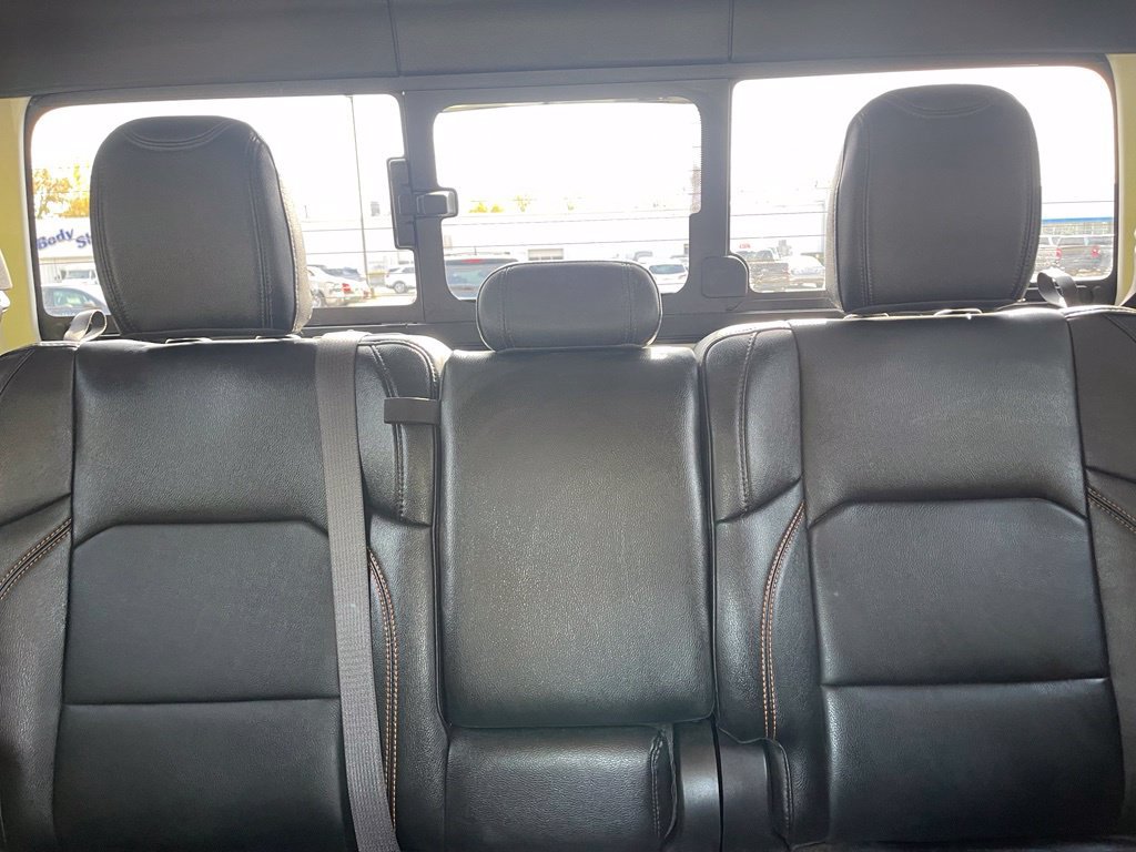 Used 2023 Jeep Gladiator Mojave w/ Cold Weather Group AWD/4WD image 12
