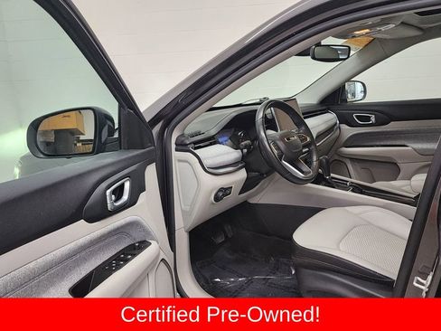 Certified 2022 Jeep Compass Latitude w/ Sun and Sound Group image 11