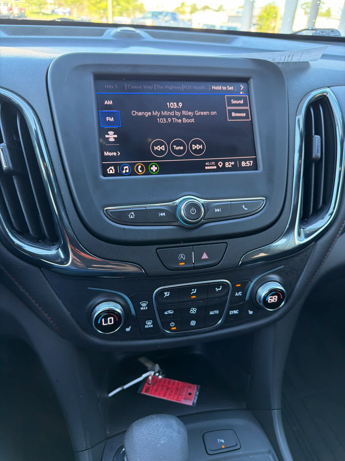 Used 2023 Chevrolet Equinox RS w/ LPO, Floor Liner Package AWD/4WD image 19