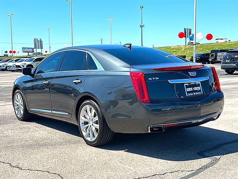 Used 2017 Cadillac XTS Luxury image 6