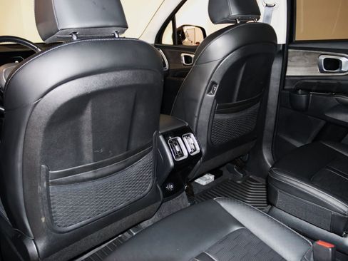 Used 2025 Kia Sorento SX AWD/4WD image 52