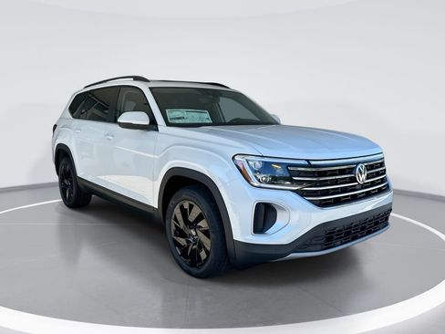 New 2026 Volkswagen Atlas SE FWD image 48