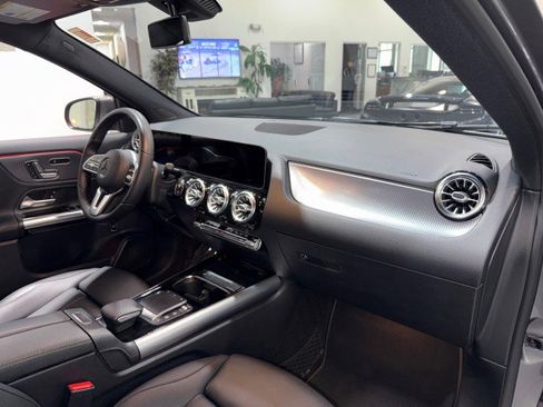 Used 2021 Mercedes-Benz GLA 250 4MATIC image 66