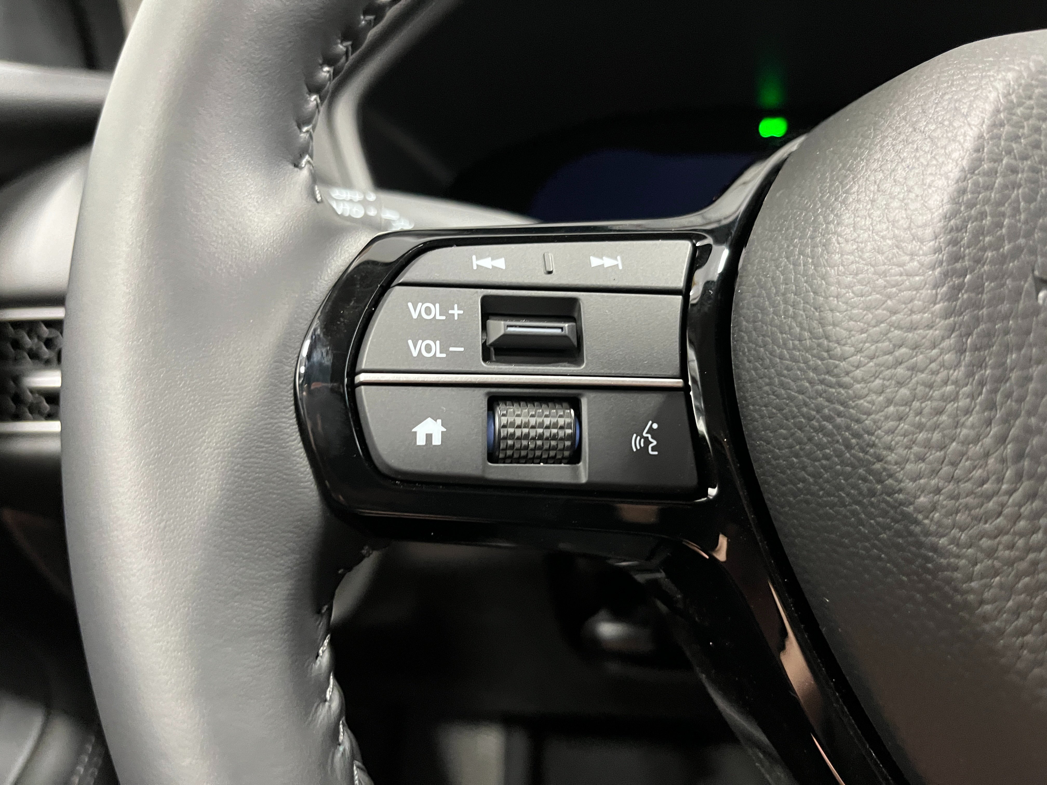New 2027 Honda HR-V EX-L image 17