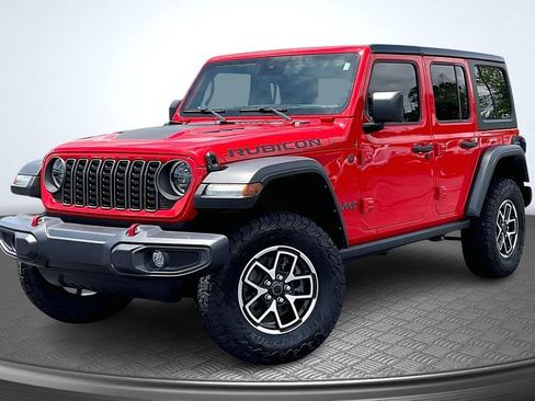 Used 2024 Jeep Wrangler Unlimited Rubicon w/ Safety Group AWD/4WD image 3