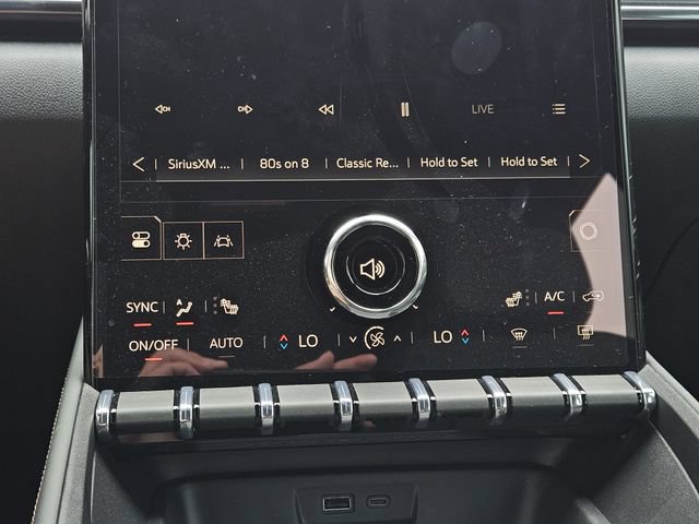 New 2026 GMC Terrain AT4 w/ Technology Package II AWD/4WD image 15