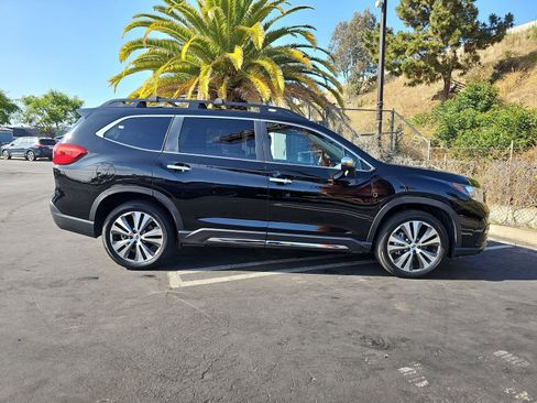 Certified 2022 Subaru Ascent Touring AWD/4WD image 8
