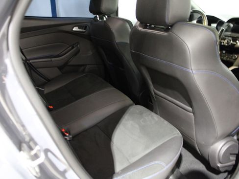 Used 2017 Ford Focus RS image 13