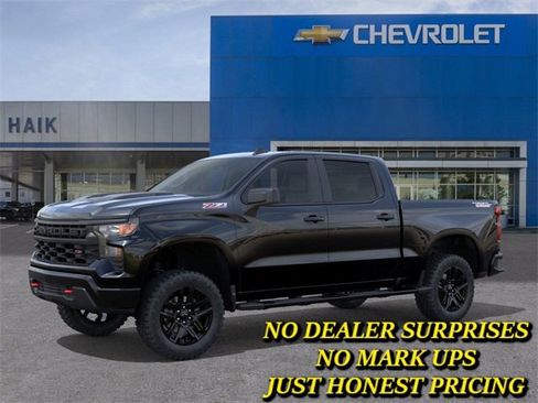 New 2026 Chevrolet Silverado 1500 Custom Trail Boss w/ LPO, Dark Essentials Package image 2