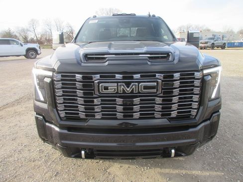 New 2026 GMC Sierra 2500 Denali Ultimate image 12