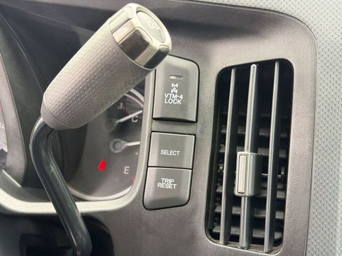 Used 2014 Honda Ridgeline RTL image 21