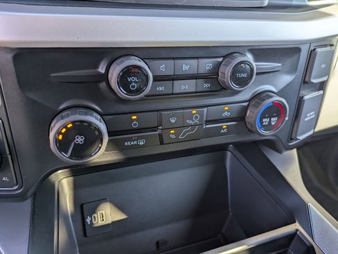 Certified 2024 Ford F250 XLT w/ FX4 Off-Road Package image 25