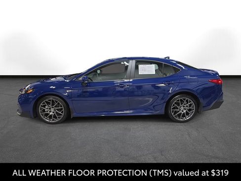 Used 2026 Toyota Camry SE w/ Multimedia Upgrade Package FWD image 10