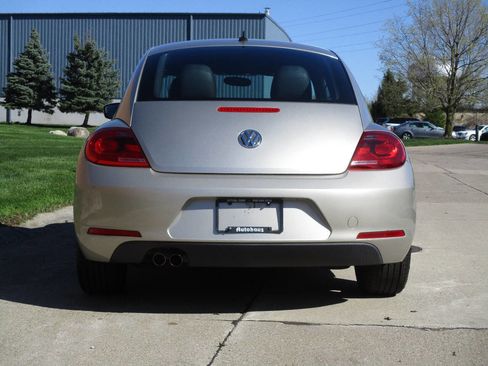 Used 2012 Volkswagen Beetle 2.5 FWD image 71