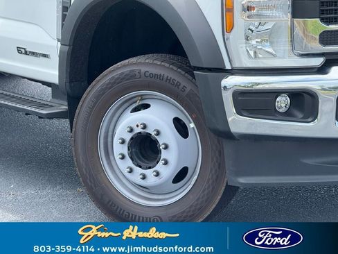 New 2025 Ford F550 2WD Regular Cab Super Duty image 9