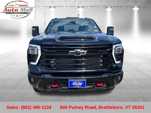 Used 2025 Chevrolet Silverado 3500 LT w/ Trail Boss Package AWD/4WD image 11