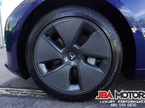 Used 2023 Tesla Model 3 Standard Range image 18